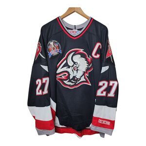 CCM Buffalo Sabres Jersey Michael Peca Goat Head Stanley Cup Patch 1999 XXL